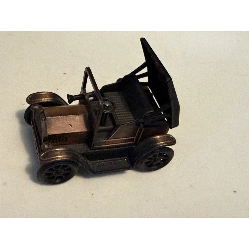 Vintage Die Cast Mini Mechanical Model T Car 1917 Pencil Sharpener